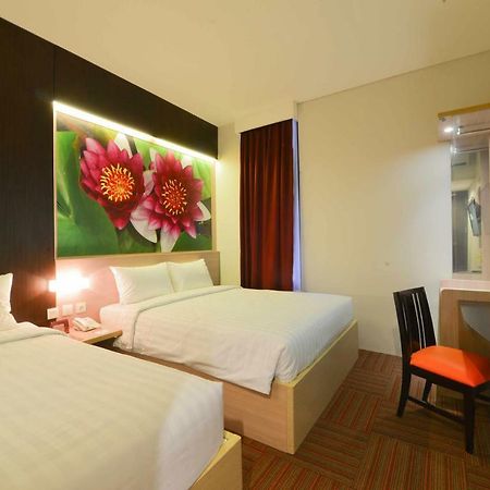 D'Hotel Jakarta Eksteriør bilde