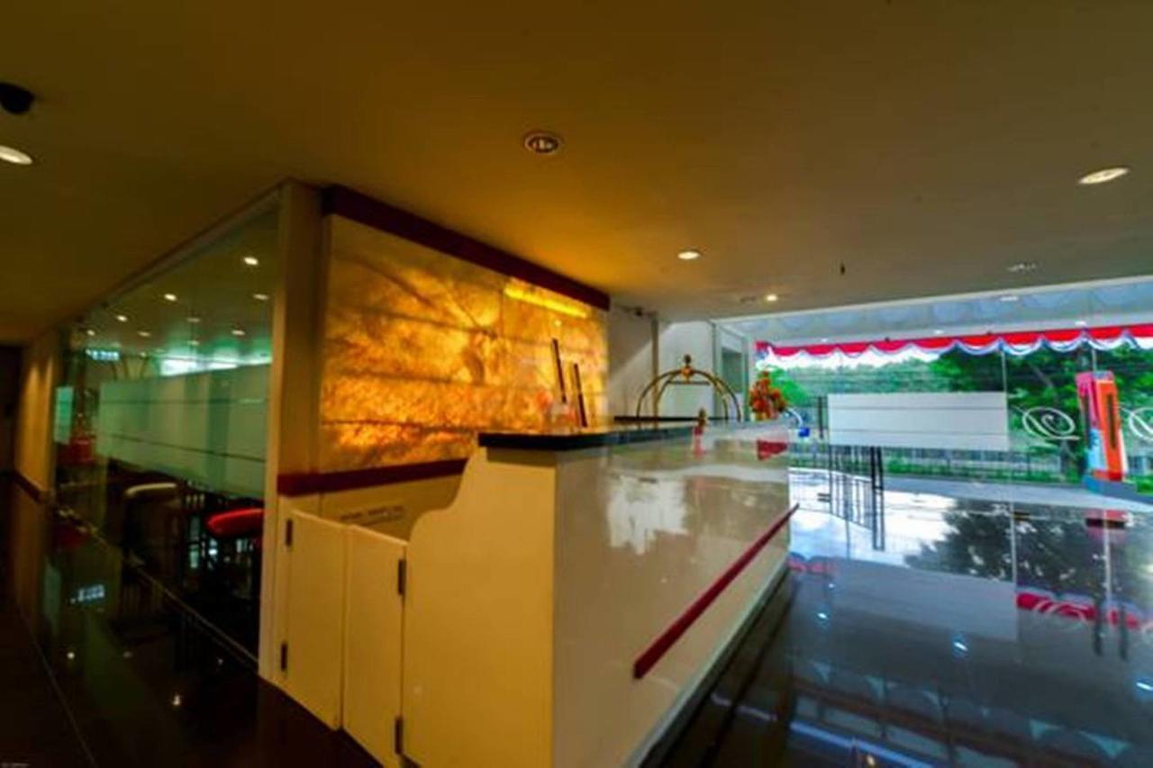 D'Hotel Jakarta Eksteriør bilde