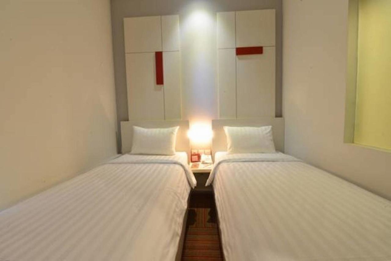 D'Hotel Jakarta Eksteriør bilde