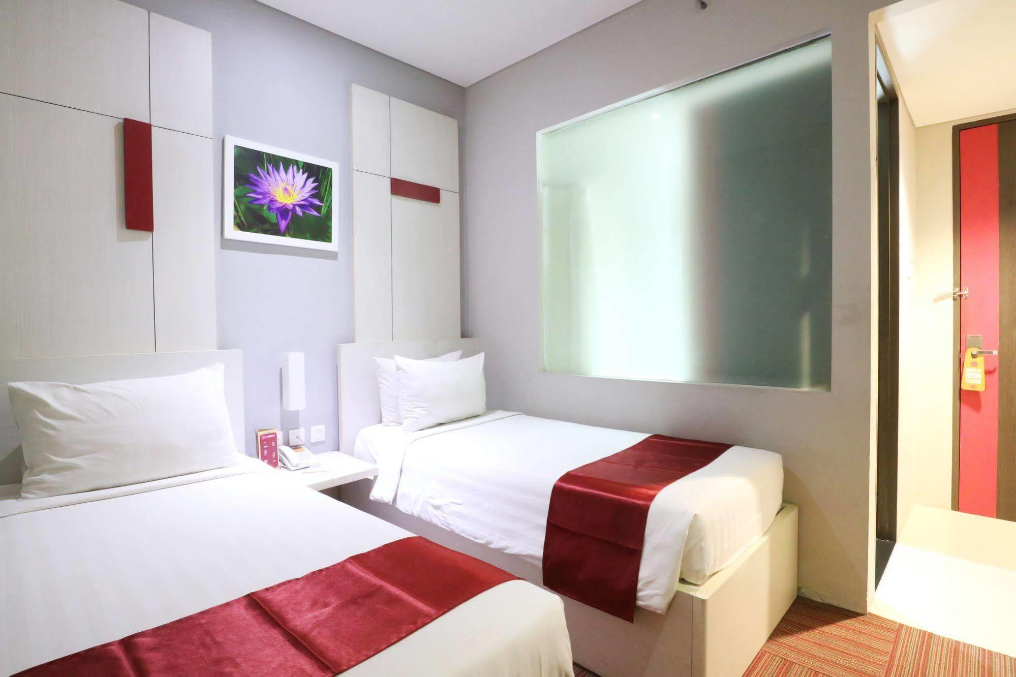 D'Hotel Jakarta Eksteriør bilde