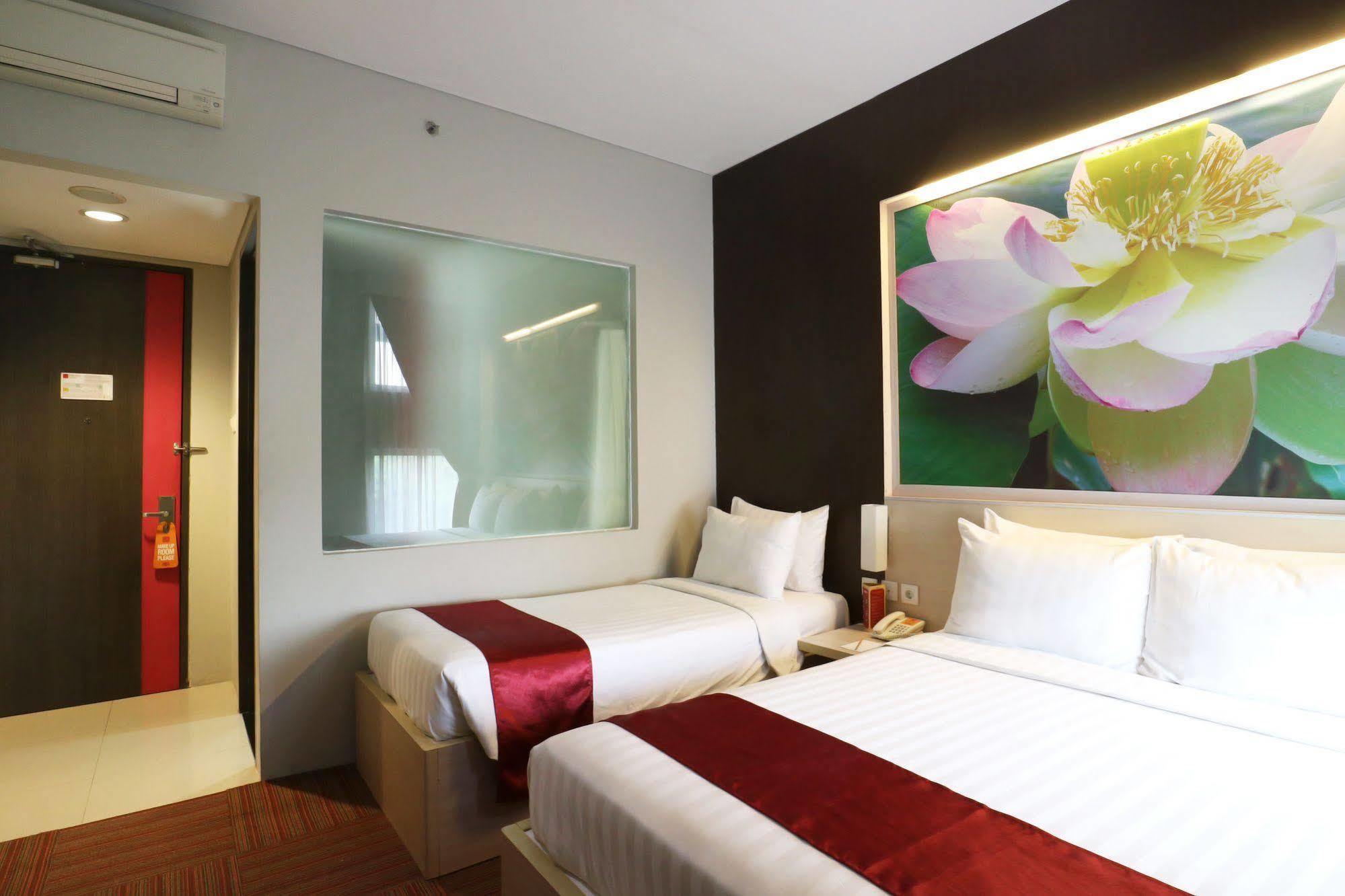 D'Hotel Jakarta Eksteriør bilde