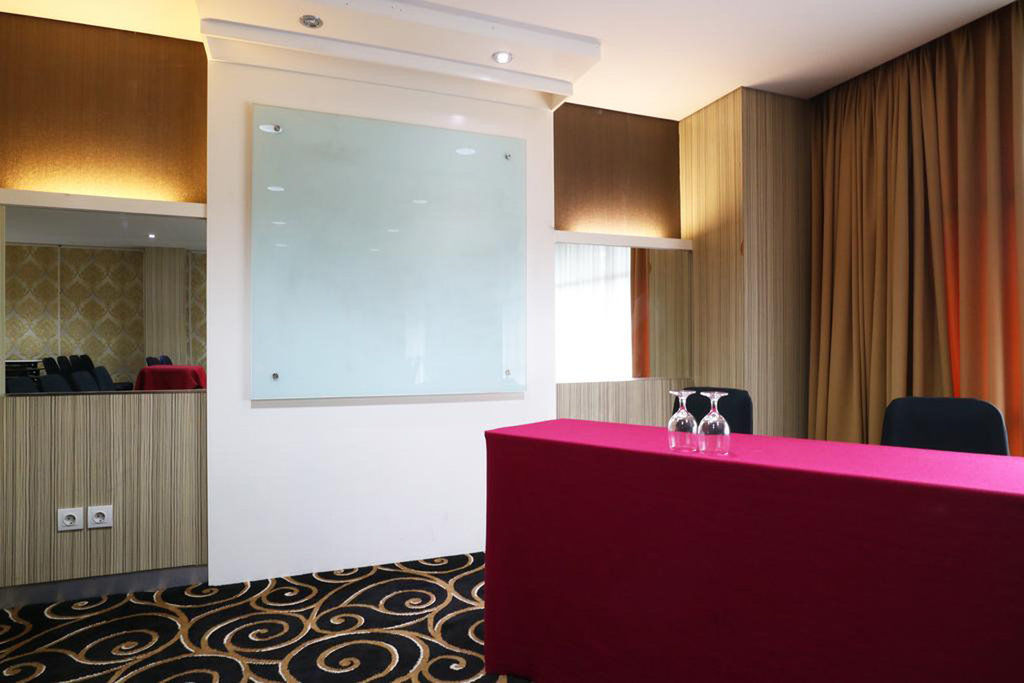D'Hotel Jakarta Eksteriør bilde
